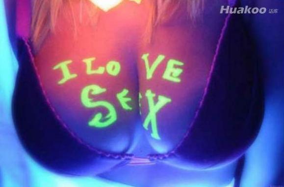 һ��С�ı����� ��尡 ��ЦͼƬ